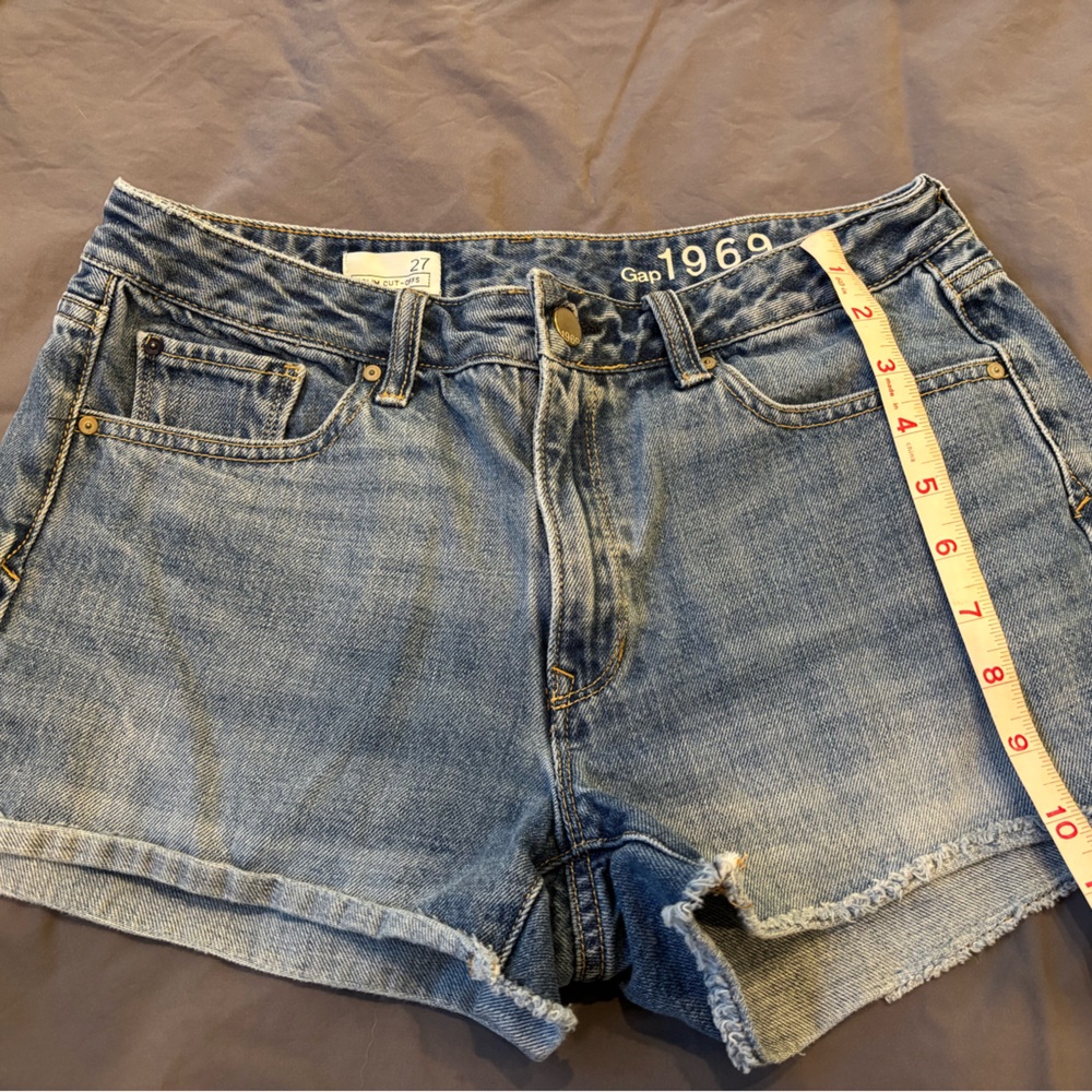 Gap cut off Jean Shorts